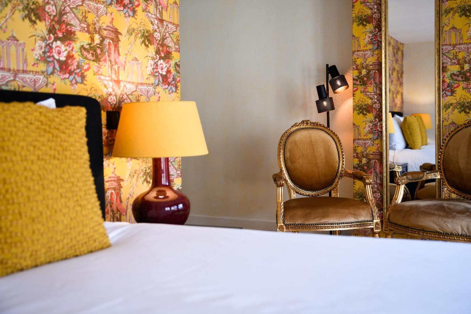 Grand Boutique Hotel-Restaurant Huis Vermeer Девентер Номер фото
